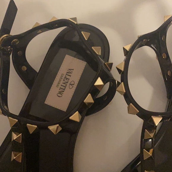NEW Valentino ROCKSTUD FLAT RUBBER SANDAL - Picture 10 of 12